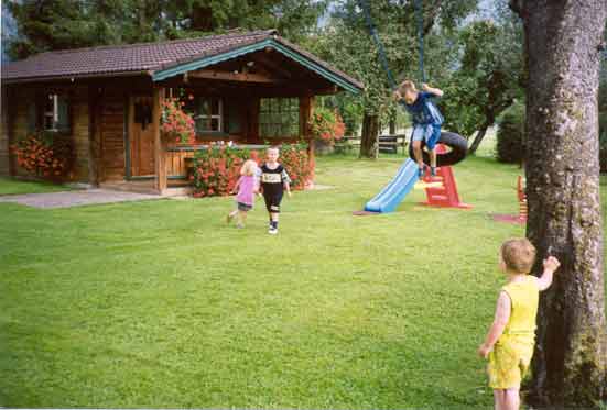 Gartenhaus.jpg (21435 Byte)